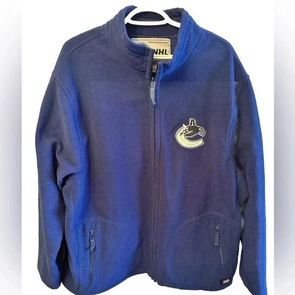 Other - Men’s Extra Large  Vancouver Canucks Zip Up Fleece Sweater